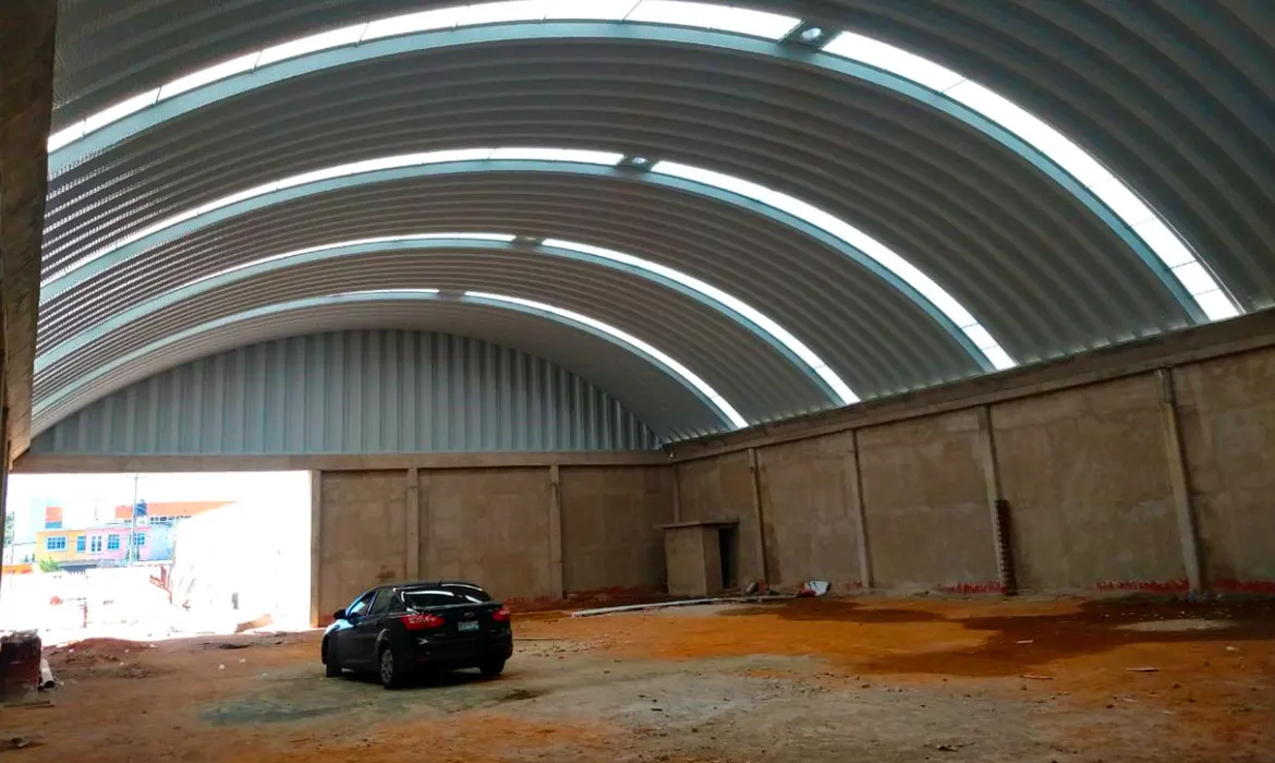 Arcotecho con flecha 20%