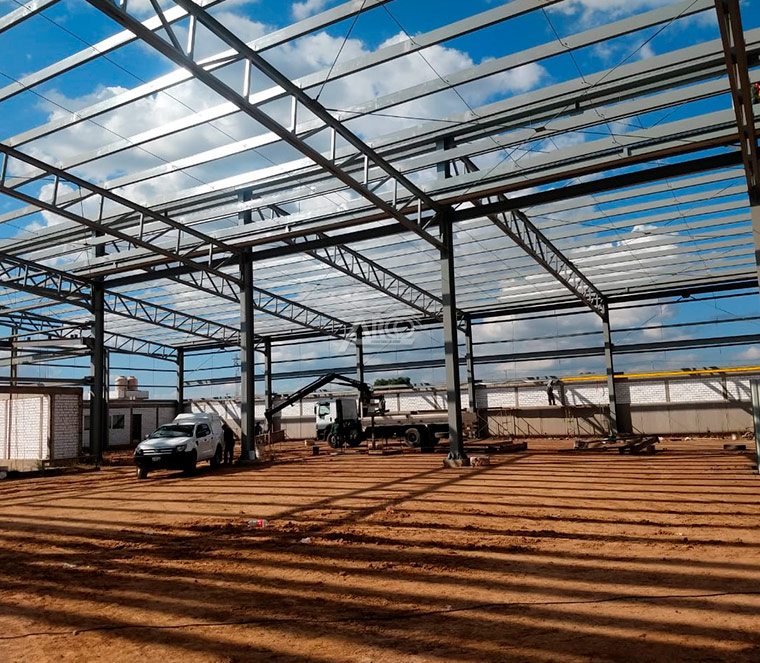 Montaje de estructura metálica