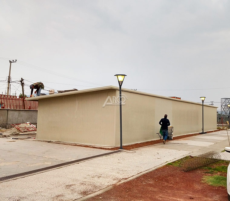 Aula de escuela con multymuro